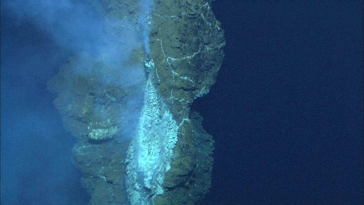 Hydrothermal vent smoking near the top of a large sulfide chimney in Tongan waters