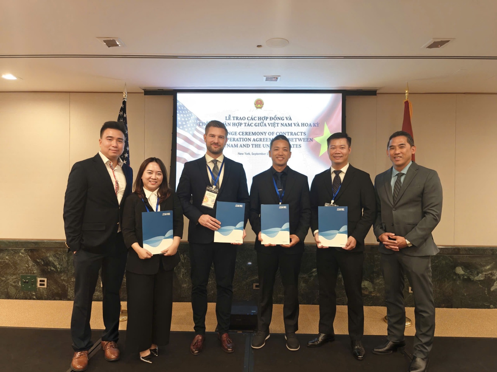 MOBY Robotics Signs MOU to Advance Subsea Robotics in Vietnam