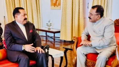 Union Minister Dr Jitendra Singh calls on Governor of Goa Shri P.S. Sreedharan Pillai this evening and discussed ways to speed up exploration of marine minerals from coastal and ocean sources